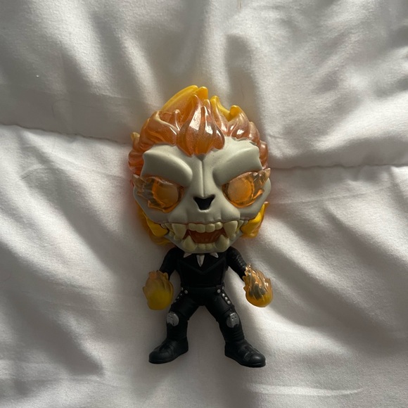 Ghost Panther funko Pop 860 - Picture 5 of 8